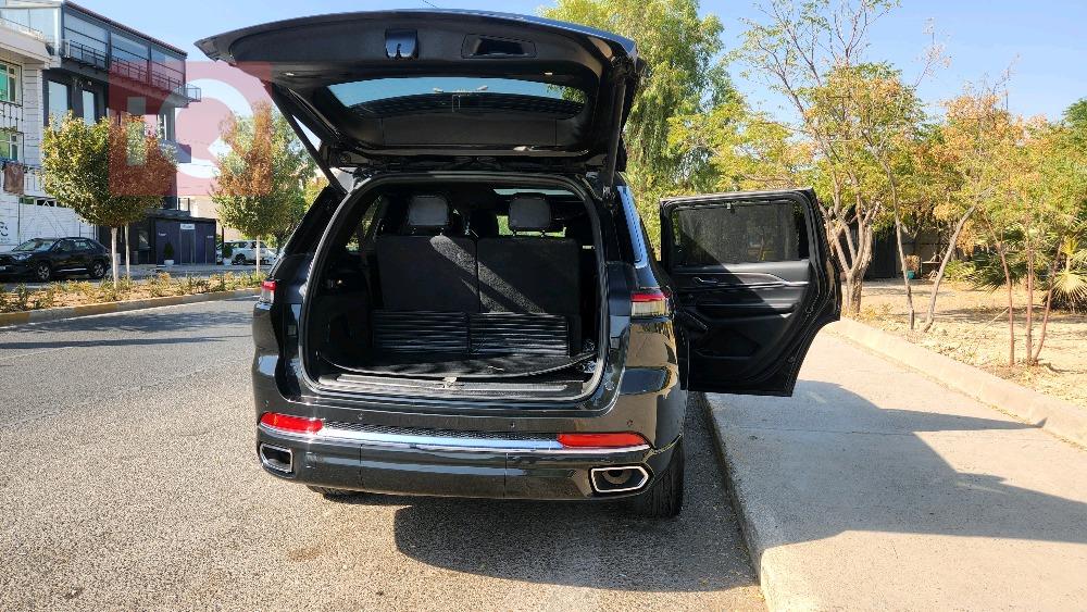 Jeep Grand Cherokee L